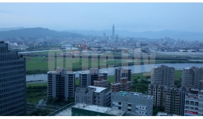 20150422 台北市空拍素材34 瑞光路、台北橋 電動機車 